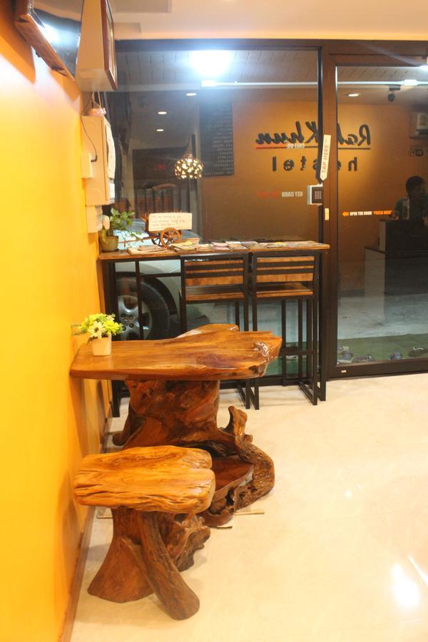 Rak Khun Hostel 清邁 外观 照片